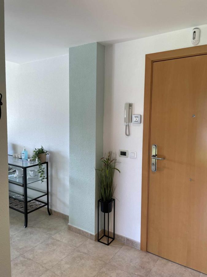 Solarium Con Terraza A 5 Minutos De La Playa *